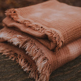 EARTHBORN AUT24 | NATURALLY DYED KINDERDECKE 8-Lagig Musselin